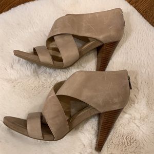 Marc Fischer taupe heels